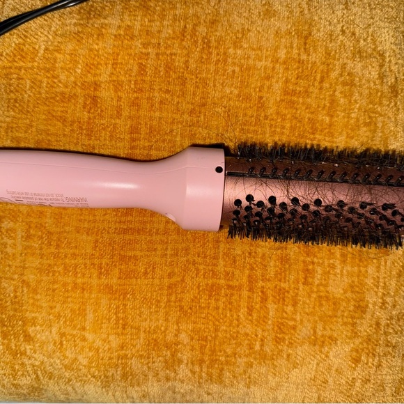 Pink and Black Hair Styling Tool Round Brush Dryer - Picture 2 of 3